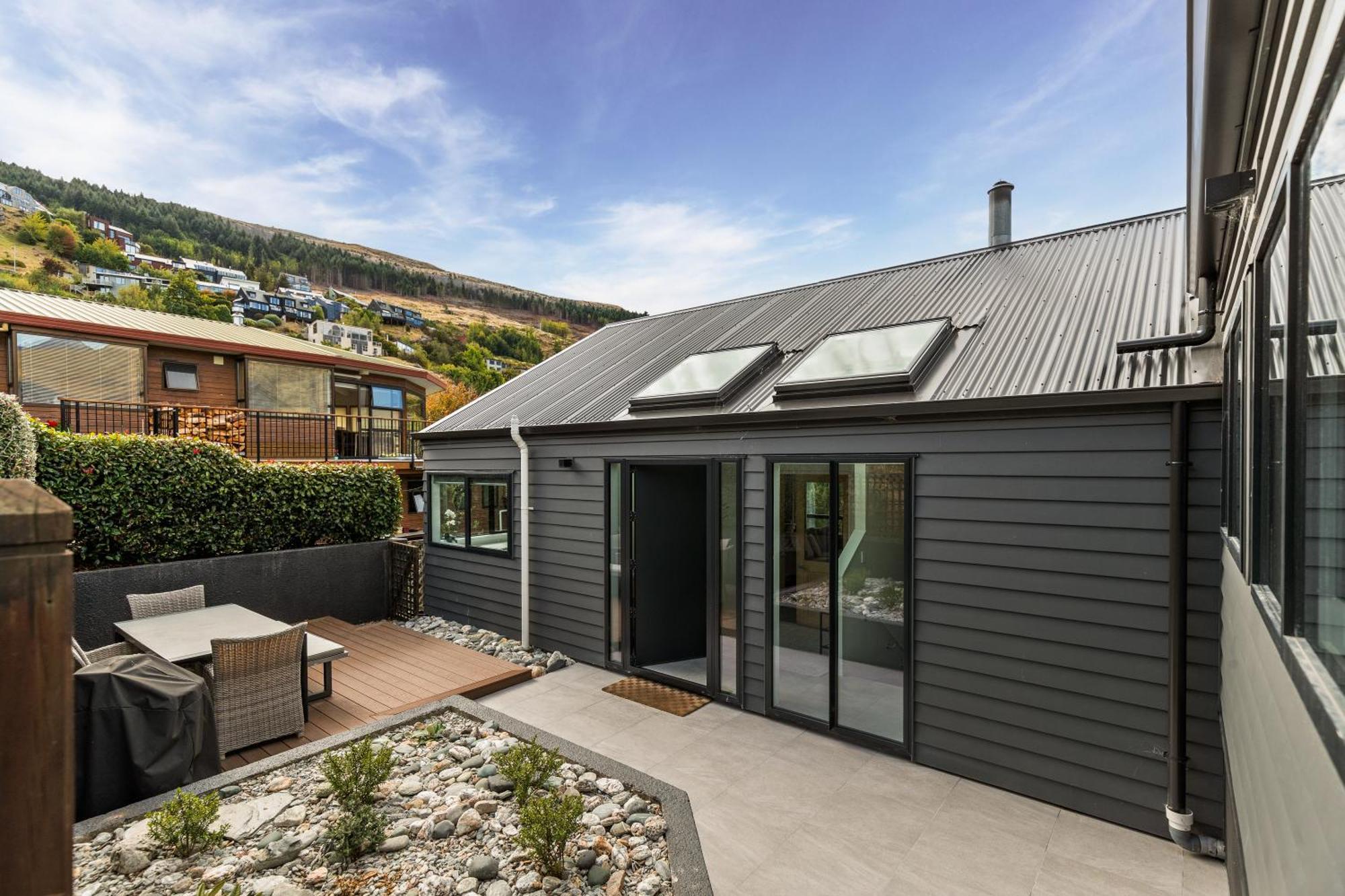 The Bonailie Bothy Queenstown Exterior foto
